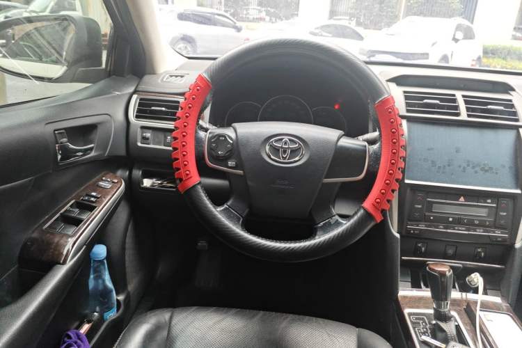 Used Toyota Camry 2016 2.0G 10th Anniversary Leading Edition Steering Wheel