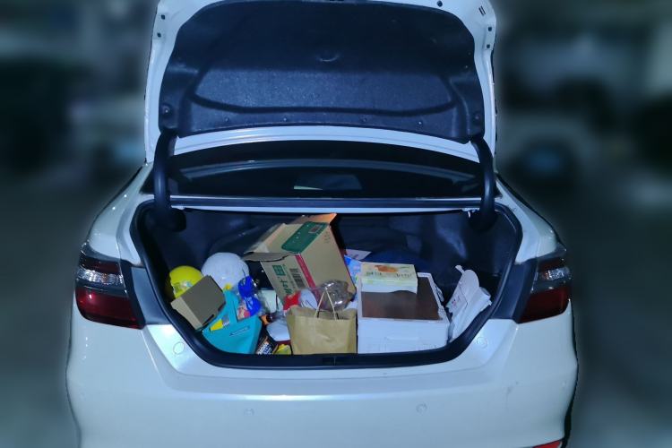 Used Toyota Camry 2016 Dual-Engine 2.5 HG 10th Anniversary Deluxe Navigation Edition Trunk