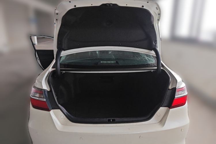 Used Toyota Camry 2016 2.0G 10th Anniversary Leading Edition Trunk