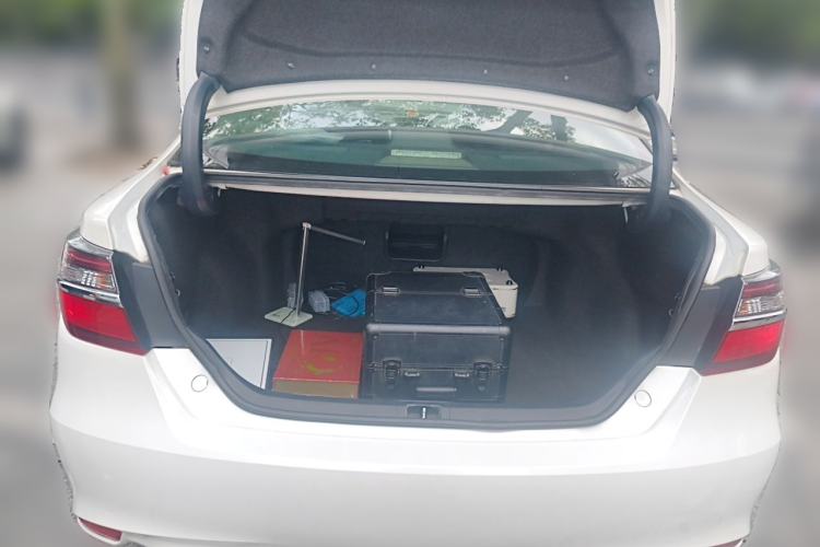 Used Toyota Camry 2016 2.0G 10th Anniversary Leading Edition Trunk