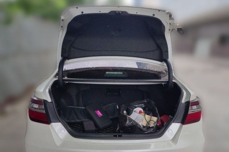 Used Toyota Camry 2016 2.0G 10th Anniversary Leading Edition Trunk