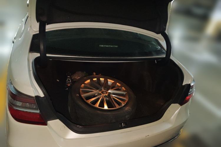 Used Toyota Camry 2016 2.5G 10th Anniversary Deluxe Navigation Edition Trunk