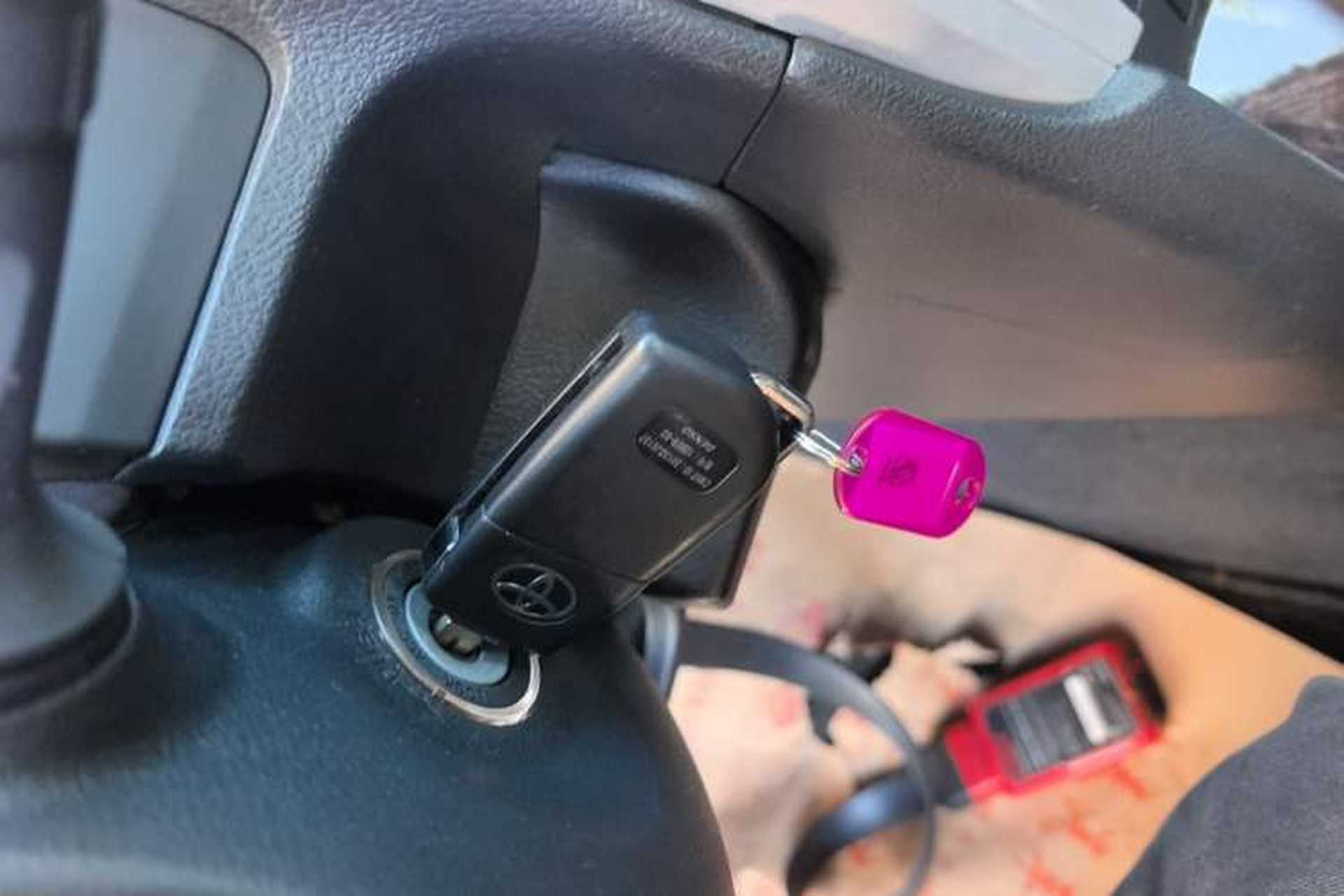 Used Toyota Camry 2016 2.0G 10th Anniversary Leading Edition Vehicle Key