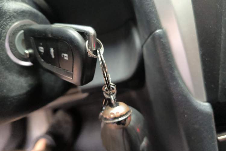 Used Toyota Camry 2016 2.0G 10th Anniversary Leading Edition Vehicle Key