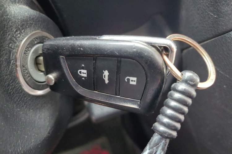 Used Toyota Camry 2016 2.0G 10th Anniversary Leading Edition Vehicle Key