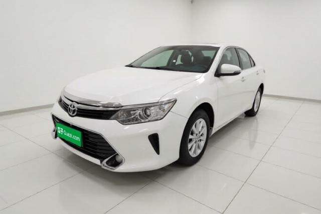Toyota Camry 2016 2.0G 10th Anniversary Leading Edition مستعملة