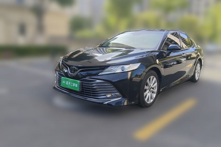 Used Toyota Camry 2018 2.0G Luxury Edition Guazi used car, China used car export, Used car for sale, Used  cars, Cheapest cars for sale