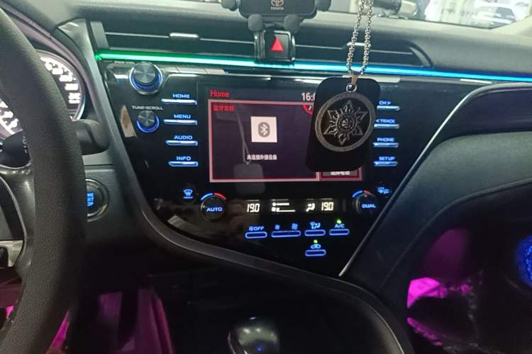 Used Toyota Camry 2018 2.5G Luxury Edition Audio And AC Panel