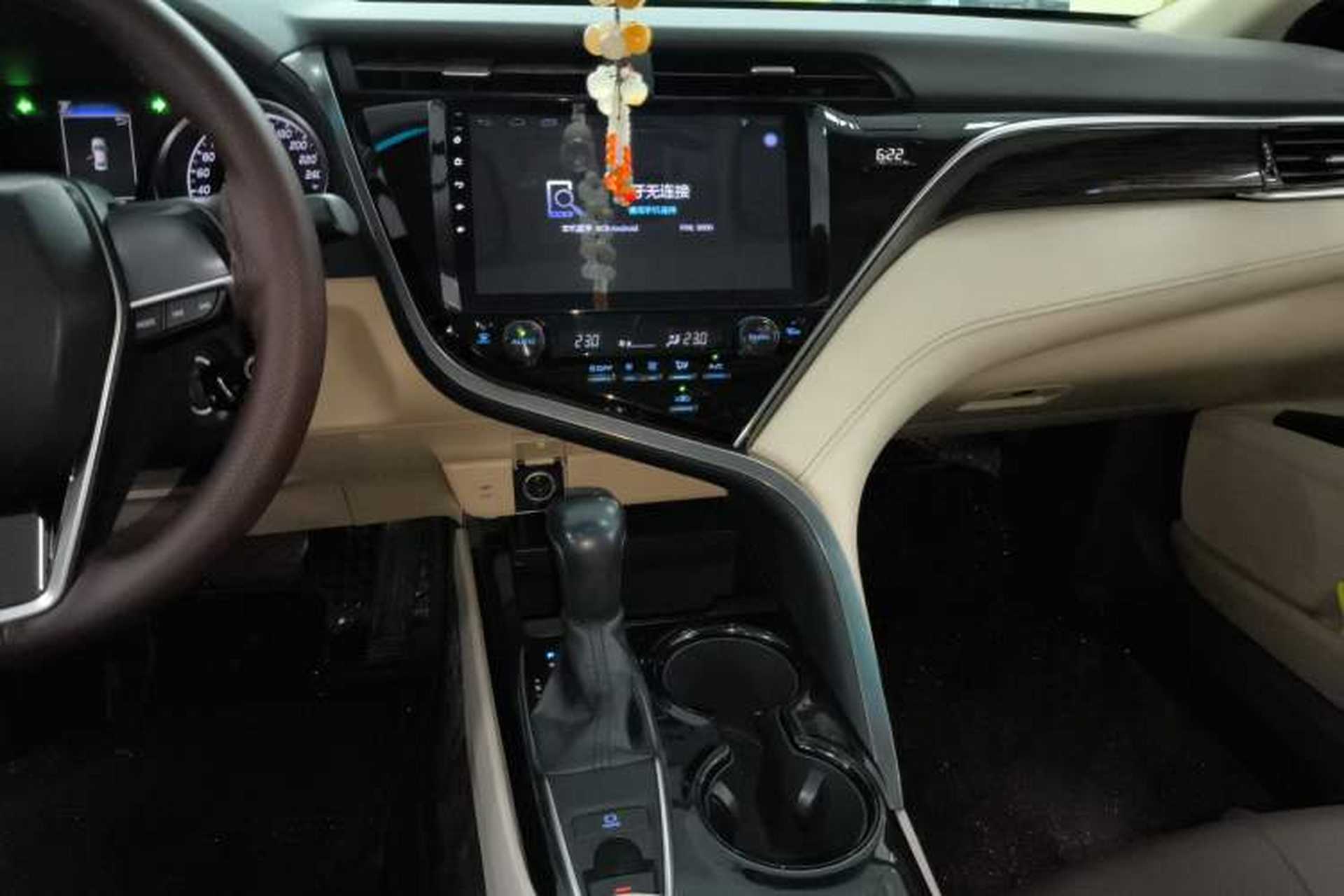Used Toyota Camry 2018 2.0E Elite Edition Audio And AC Panel