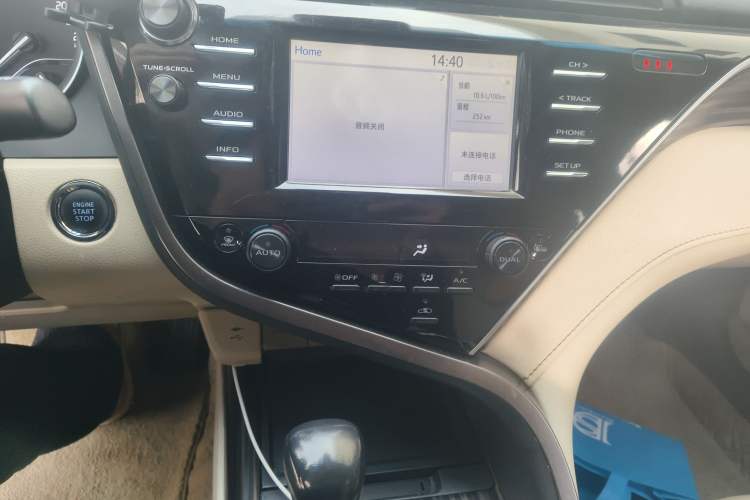 Used Toyota Camry 2018 2.0G Luxury Edition Audio And AC Panel