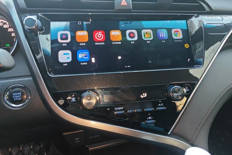 Used Toyota Camry 2018 2.0G Luxury Edition Audio And AC Panel