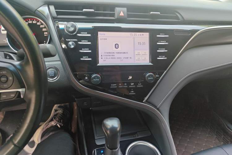 Used Toyota Camry 2018 2.5S Fēngshàng Edition Audio And AC Panel