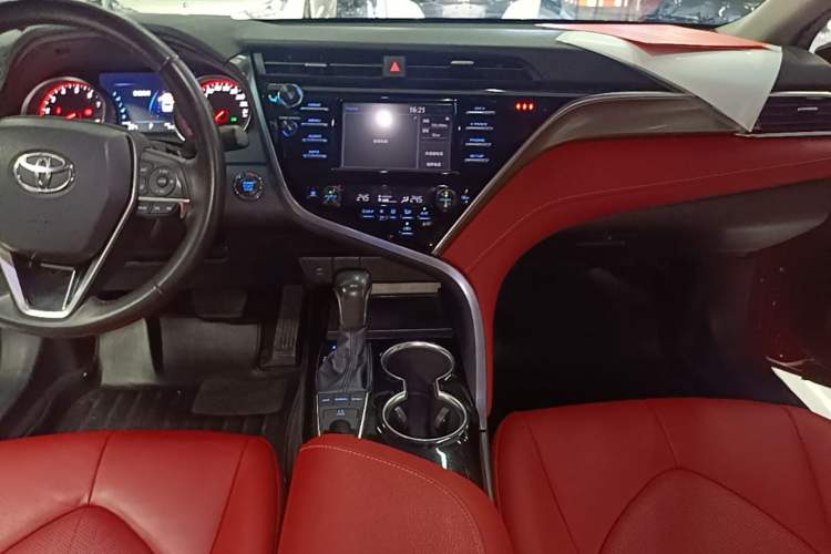 Used Toyota Camry 2018 2.5S Fēngshàng Edition Audio And AC Panel