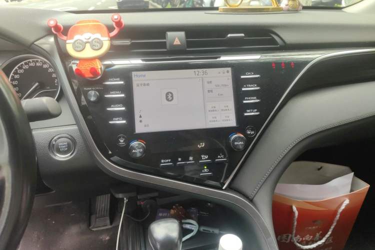Used Toyota Camry 2018 2.5G Luxury Edition Audio And AC Panel