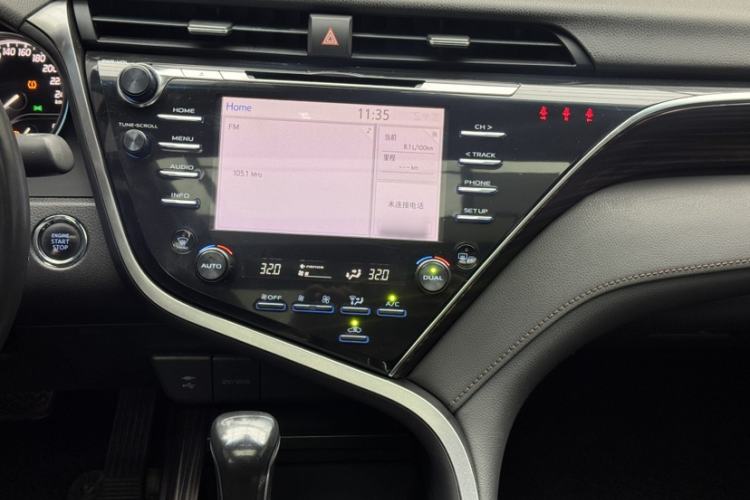 Used Toyota Camry 2018 2.5G Luxury Edition Audio And AC Panel