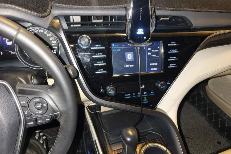 Used Toyota Camry 2018 2.0G Luxury Edition Audio And AC Panel