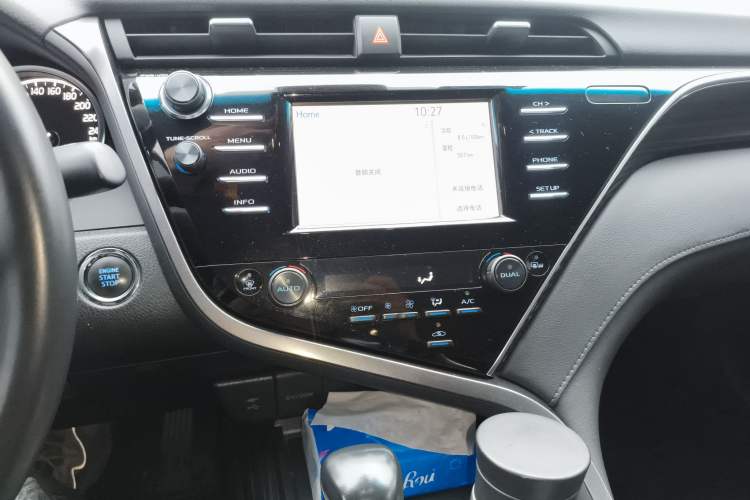 Used Toyota Camry 2018 2.0G Luxury Edition Audio And AC Panel