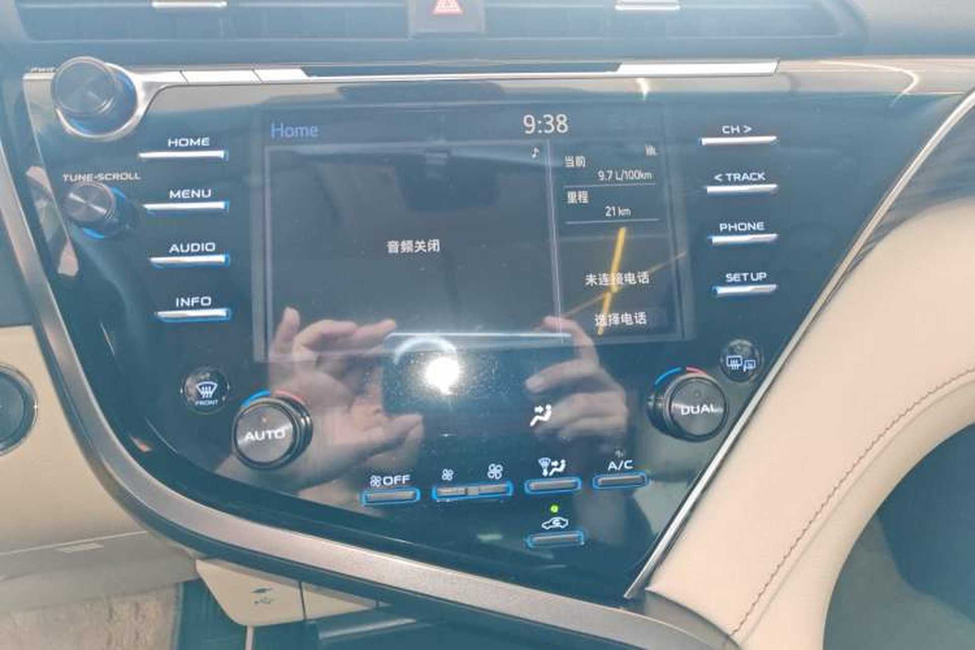Used Toyota Camry 2018 2.5G Luxury Edition Audio And AC Panel