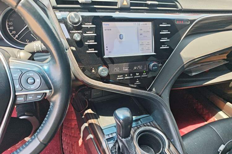 Used Toyota Camry 2018 2.0G Luxury Edition Audio And AC Panel