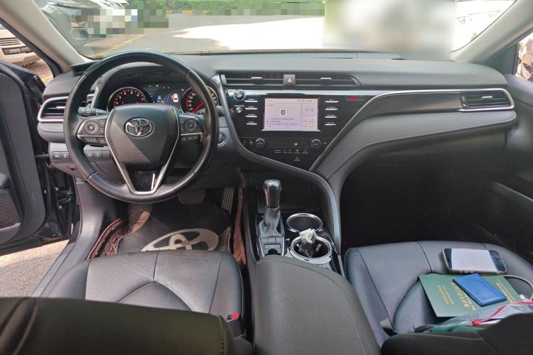 Used Toyota Camry 2018 2.5S Fēngshàng Edition Center Console