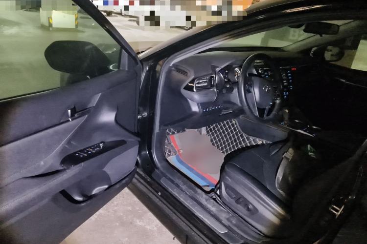 Used Toyota Camry 2018 2.5G Luxury Edition Driver Seat