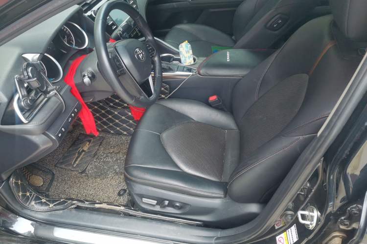 Used Toyota Camry 2018 2.0G Luxury Edition Driver Seat