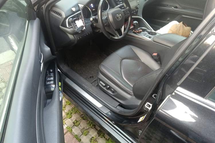 Used Toyota Camry 2018 2.5G Luxury Edition Driver Seat