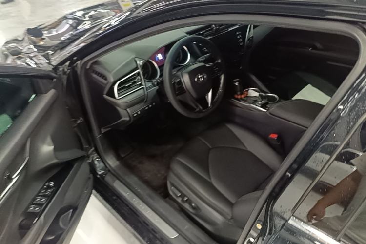 Used Toyota Camry 2018 2.5G Luxury Edition Driver Seat