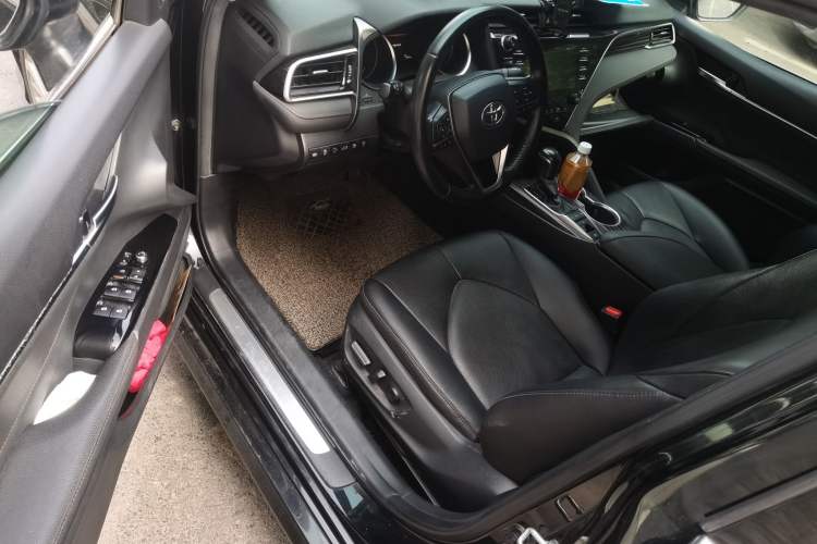 Used Toyota Camry 2018 2.5G Luxury Edition Driver Seat