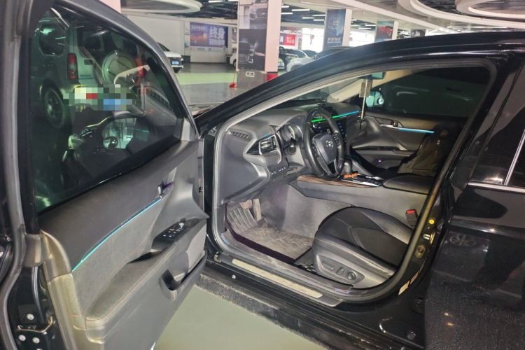 Used Toyota Camry 2018 2.5G Luxury Edition Driver Seat