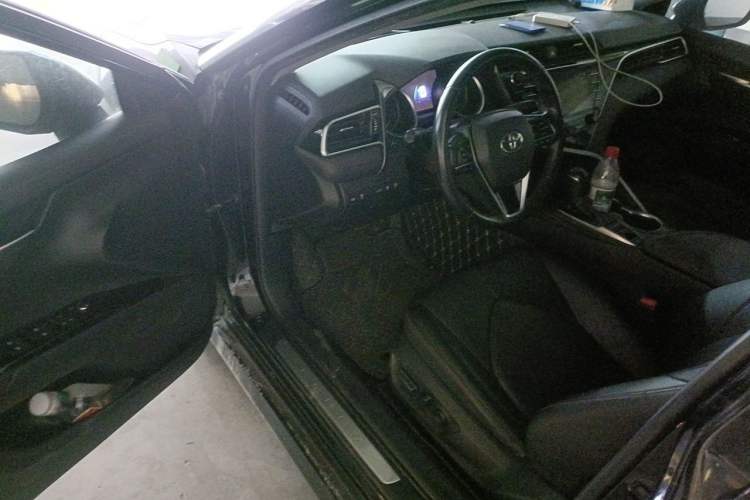Used Toyota Camry 2018 2.5G Luxury Edition Driver Seat