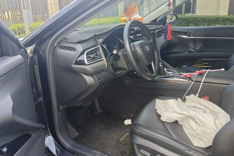 Used Toyota Camry 2018 2.0G Luxury Edition Driver Seat