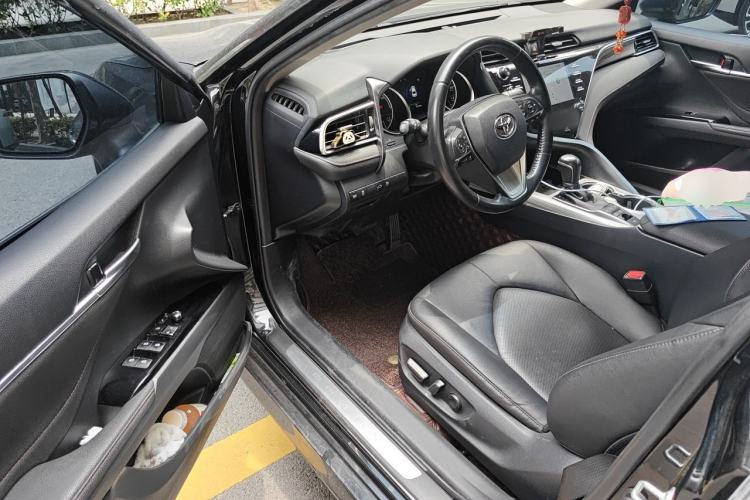 Used Toyota Camry 2018 Dual-Engine 2.5 HG Luxury Edition Driver Seat