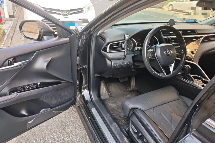 Used Toyota Camry 2018 2.5G Luxury Edition Driver Seat