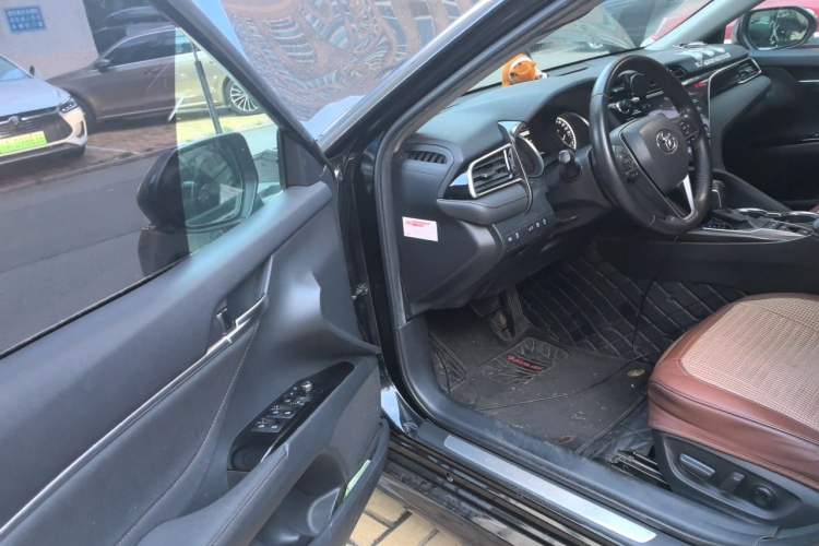 Used Toyota Camry 2018 2.5G Luxury Edition Driver Seat