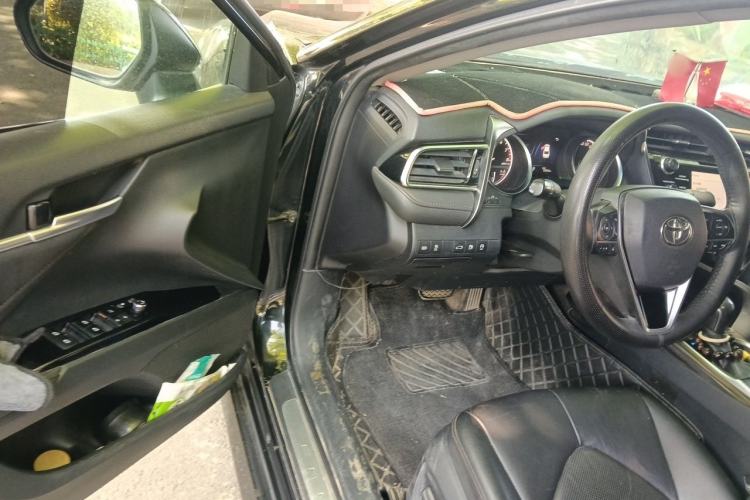 Used Toyota Camry 2018 2.5G Luxury Edition Driver Seat