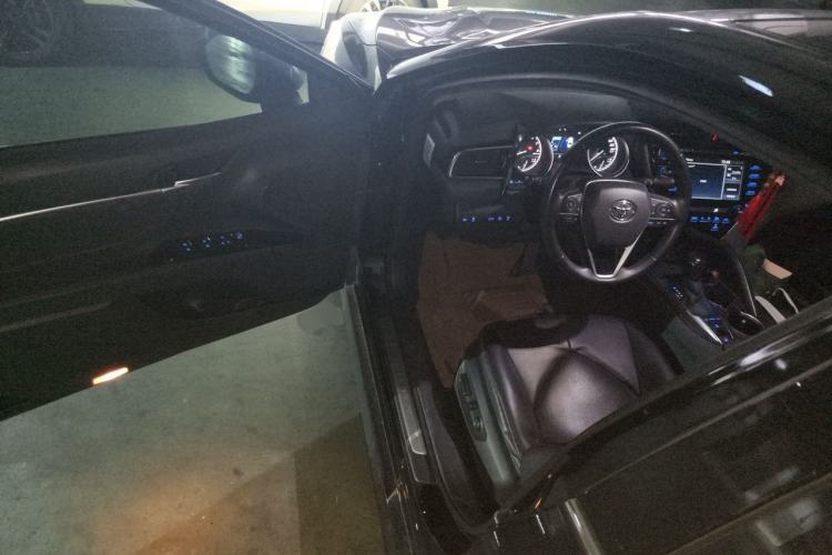 Used Toyota Camry 2018 2.5G Luxury Edition Driver Seat
