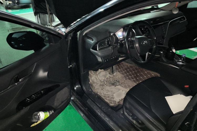Used Toyota Camry 2018 2.5G Luxury Edition Driver Seat