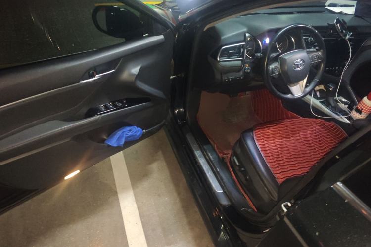 Used Toyota Camry 2018 Dual-Engine 2.5 HG Luxury Edition Driver Seat