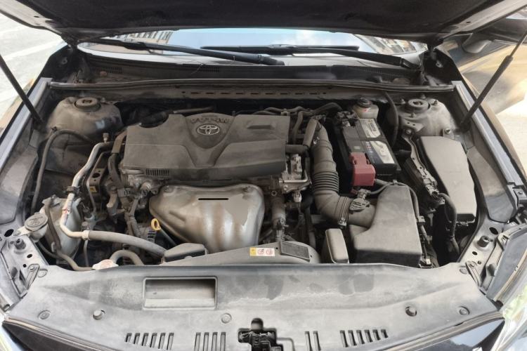 Used Toyota Camry 2018 2.0G Luxury Edition Engine Bay
