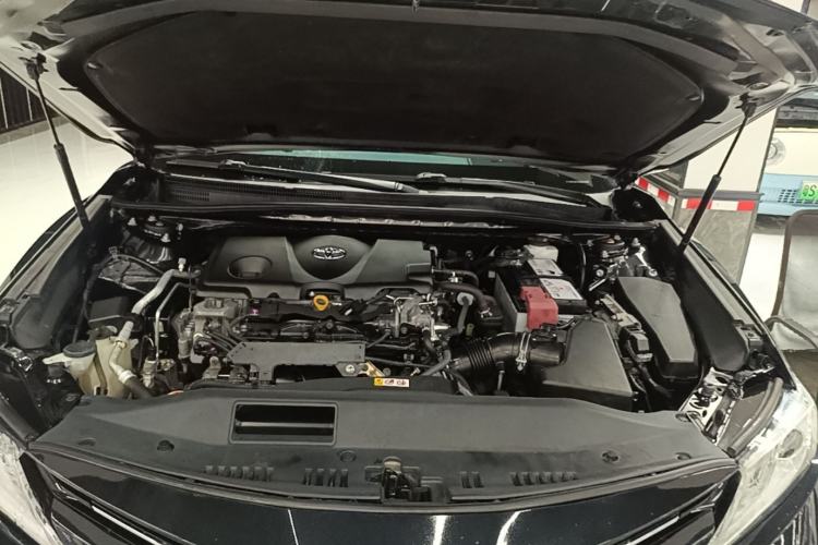 Used Toyota Camry 2018 2.5G Luxury Edition Engine Bay
