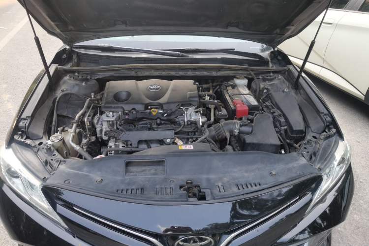 Used Toyota Camry 2018 2.5G Luxury Edition Engine Bay