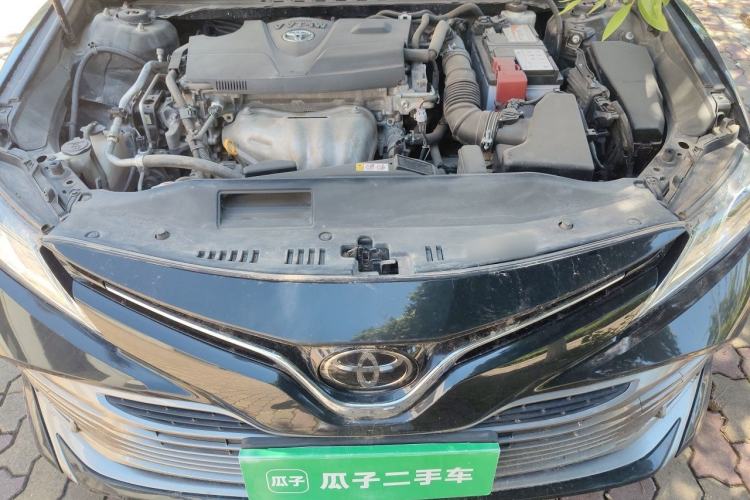 Used Toyota Camry 2018 2.0G Luxury Edition Engine Bay
