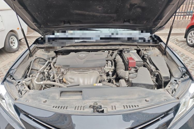 Used Toyota Camry 2018 2.0G Luxury Edition Engine Bay