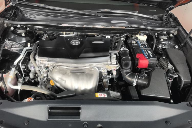 Used Toyota Camry 2018 2.0G Luxury Edition Engine Bay