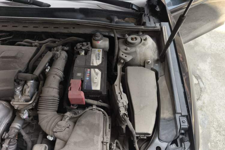 Used Toyota Camry 2018 2.0G Luxury Edition Engine Bay Left