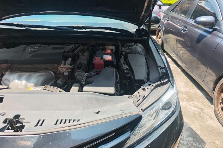 Used Toyota Camry 2018 2.0G Luxury Edition Engine Bay Left