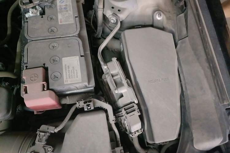 Used Toyota Camry 2018 2.5G Luxury Edition Engine Bay Left