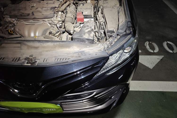 Used Toyota Camry 2018 2.0G Luxury Edition Engine Bay Left