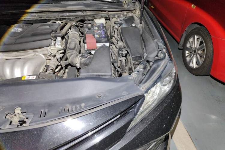 Used Toyota Camry 2018 2.0G Luxury Edition Engine Bay Left